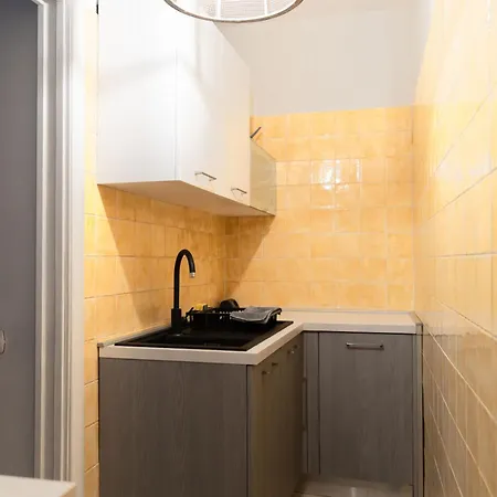 Beautiful Spacious Flat In The Old Town Of *