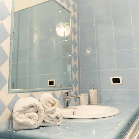 Beautiful Spacious Flat In The Old Town Of * Ivrea