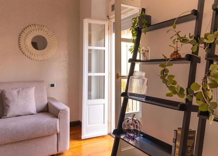 Beautiful Spacious Flat In The Old Town Of 公寓 *