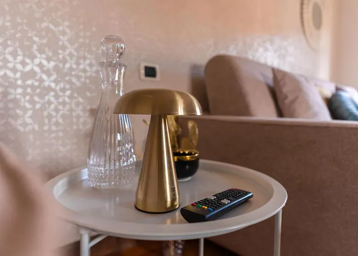 Beautiful Spacious Flat In The Old Town Of *