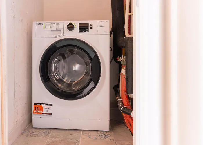 Beautiful Spacious Flat In The Old Town Of * Ивреа