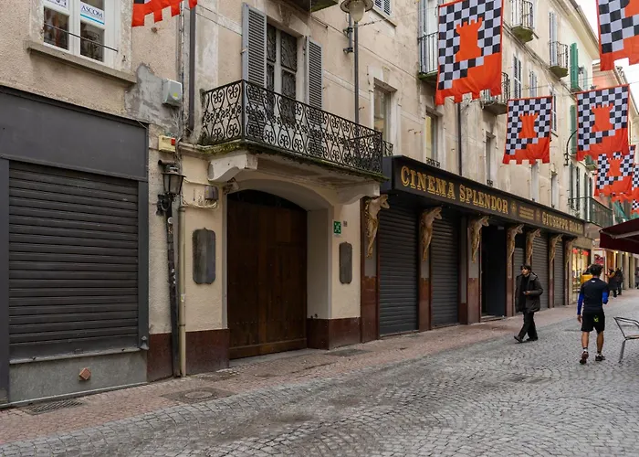 Beautiful Spacious Flat In The Old Town Of Ivrea